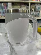 Tasse magnétique à mélangeur automatique