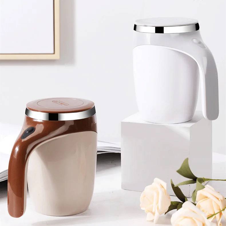 Tasse magnétique à mélangeur automatique